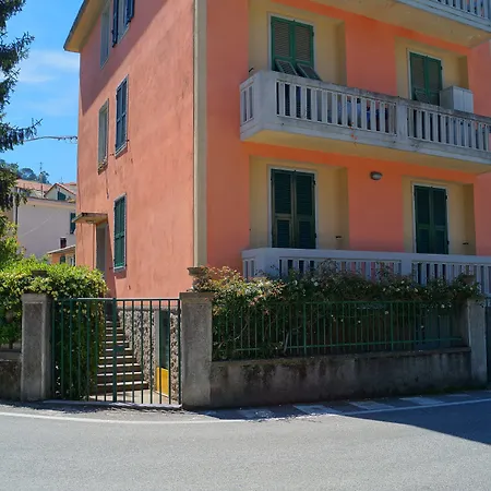 Levanto Rentals * Levanto