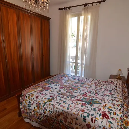 Levanto Rentals *