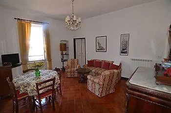 Levanto Rentals 아파트 *