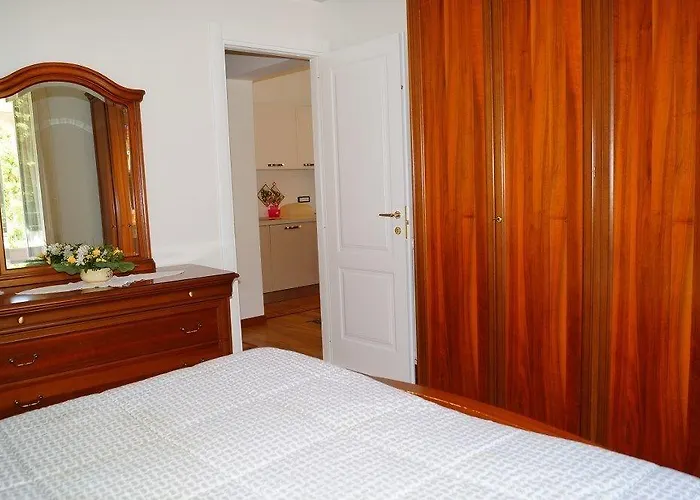 Levanto Rentals 아파트