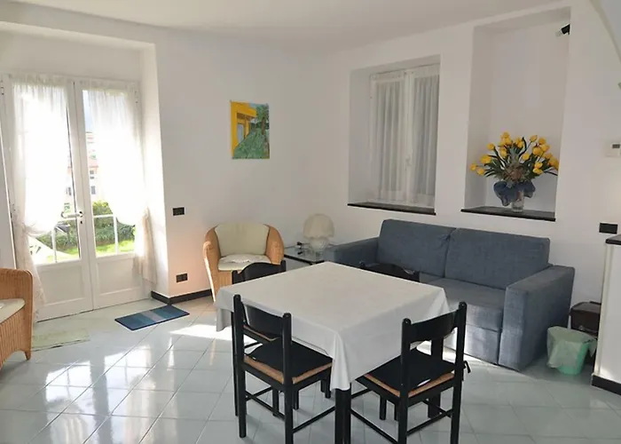 Levanto Rentals 아파트 *