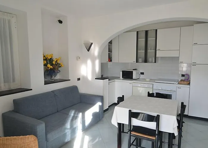 아파트 Levanto Rentals 레반토