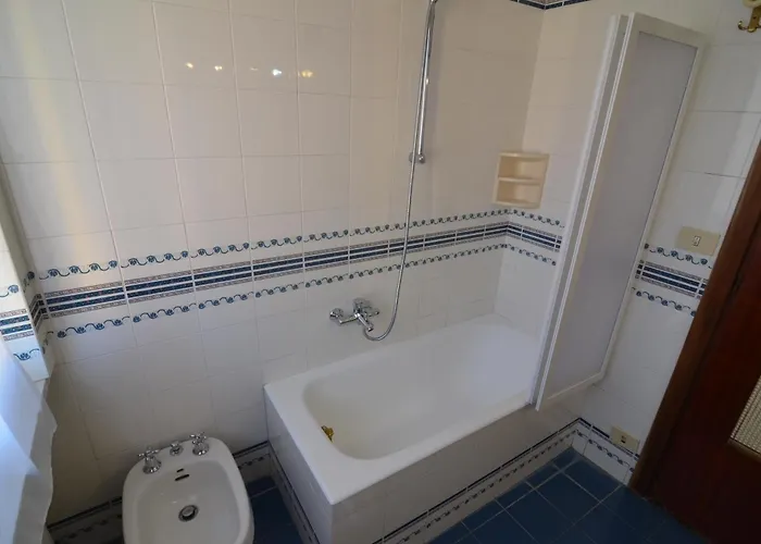 아파트 Levanto Rentals 레반토