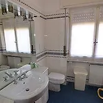 Levanto Rentals شقة *