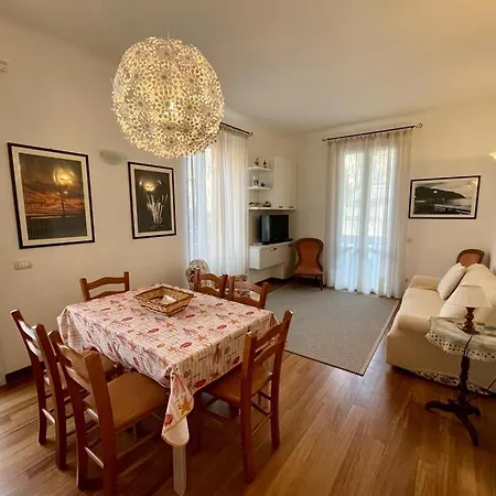 Levanto Rentals * Levanto